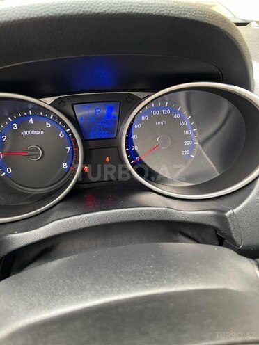 Hyundai ix35 2013, 98,000 km - 2.0 л - Bakı