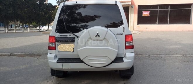 Mitsubishi Pajero io 2002, 223,561 km - 2.0 л - Sumqayıt