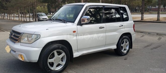 Mitsubishi Pajero io 2002, 223,561 km - 2.0 л - Sumqayıt