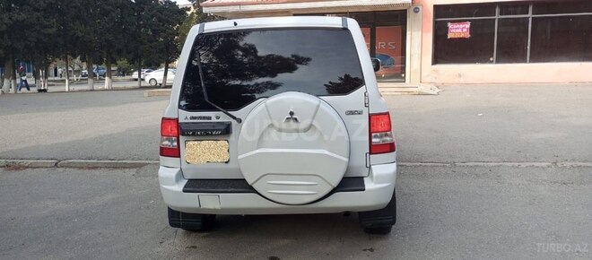 Mitsubishi Pajero io 2002, 223,561 km - 2.0 л - Sumqayıt