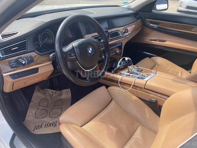 BMW 750 2009, 223,000 km - 4.4 l - Bakı
