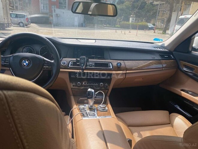 BMW 750 2009, 223,000 km - 4.4 l - Bakı