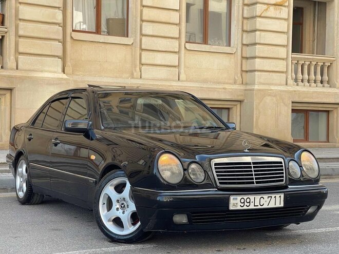 Mercedes E 320 1999, 211,859 km - 3.2 l - Sumqayıt