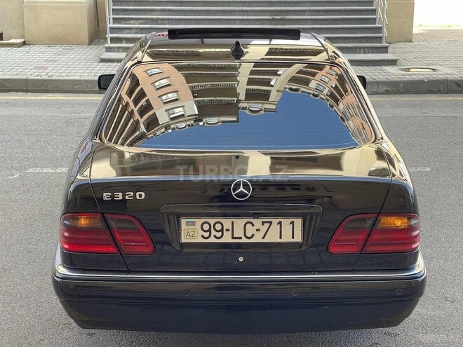 Mercedes E 320 1999, 211,859 km - 3.2 l - Sumqayıt