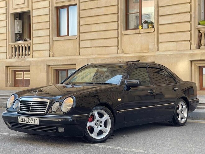 Mercedes E 320 1999, 211,859 km - 3.2 l - Sumqayıt