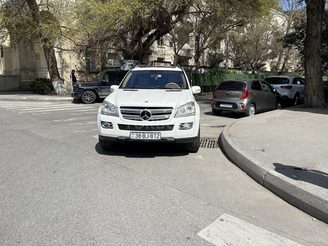 Mercedes GL 450 2007, 210,000 km - 4.7 l - Bakı