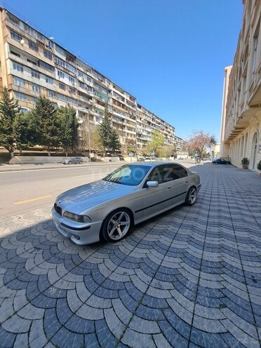 BMW 523 1999, 325,806 km - 2.5 l - Bakı