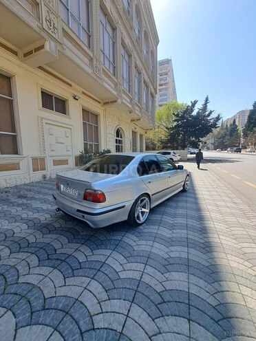 BMW 523 1999, 325,806 km - 2.5 l - Bakı