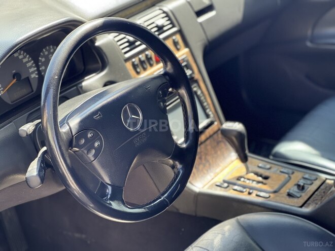 Mercedes E 320 2001, 235,302 km - 3.2 l - Gəncə