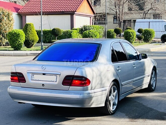 Mercedes E 320 2001, 235,302 km - 3.2 l - Gəncə