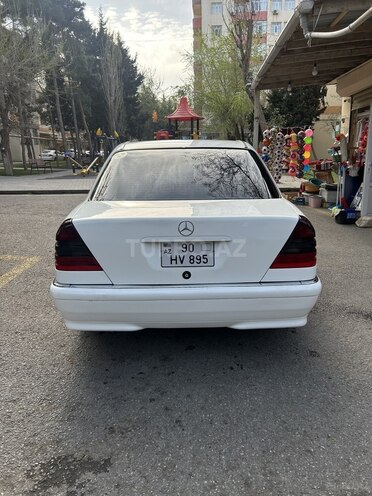 Mercedes E 230 1997, 370,244 km - 2.3 l - Bakı