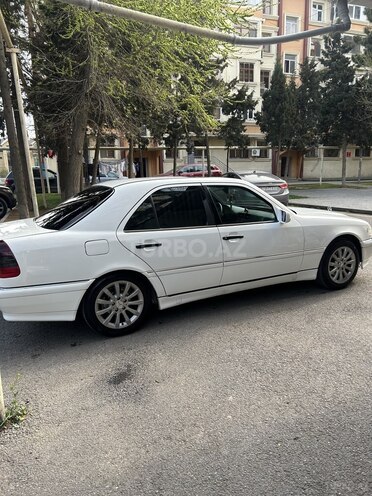 Mercedes E 230 1997, 370,244 km - 2.3 l - Bakı