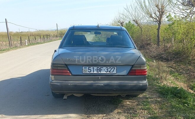 Mercedes E 250 1989, 400,000 km - 2.5 l - Gəncə