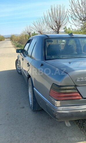 Mercedes E 250 1989, 400,000 km - 2.5 l - Gəncə