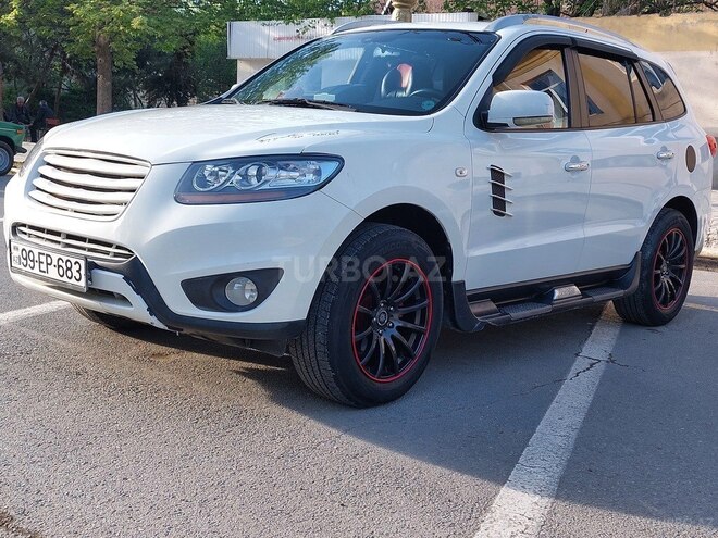 Hyundai Santa Fe 2010, 179,000 km - 2.0 л - Yevlax