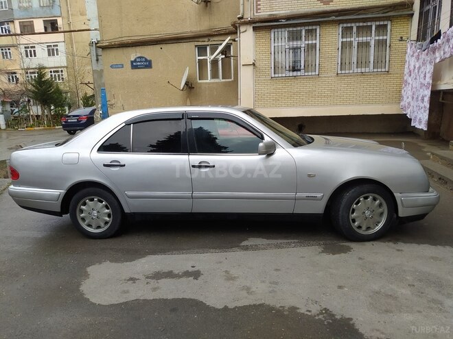 Mercedes E 230 2006, 319,545 km - 2.3 l - Sumqayıt