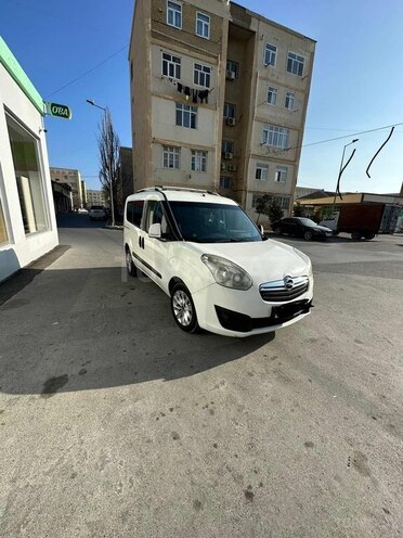 Opel Combo 2012, 228,000 km - 1.6 l - Bakı
