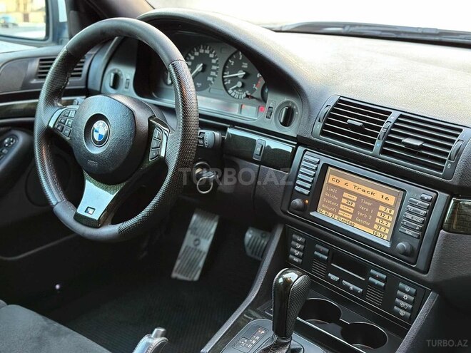 BMW 525 2001, 187,000 km - 2.5 л - Bakı