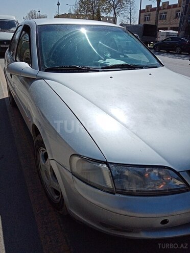 Opel Vectra 1998, 231,000 km - 1.8 l - Gəncə