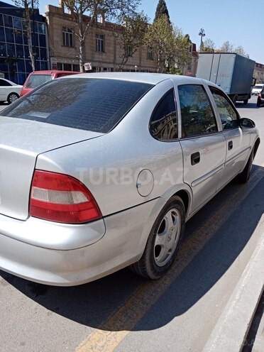 Opel Vectra 1998, 231,000 km - 1.8 l - Gəncə