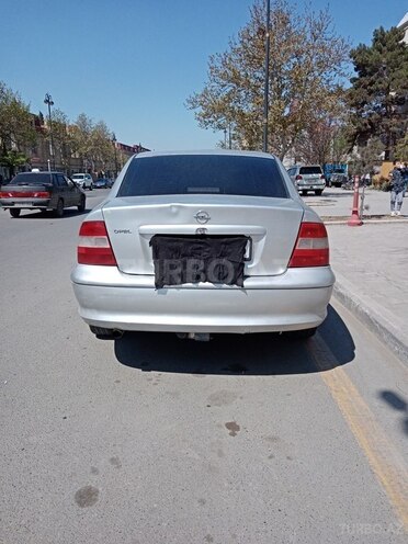 Opel Vectra 1998, 231,000 km - 1.8 l - Gəncə