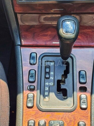 Mercedes E 220 1997, 445,000 km - 2.2 l - Bakı