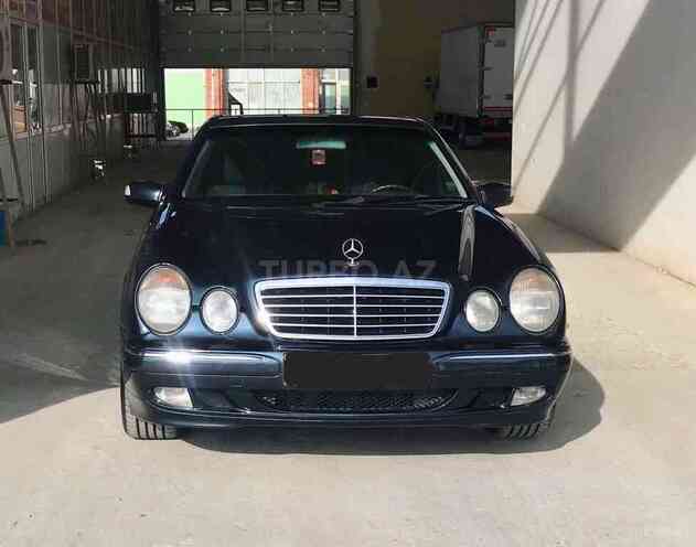 Mercedes E 240 2000, 264,300 km - 2.4 l - Gəncə