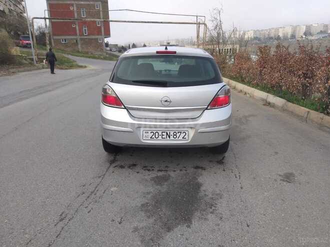 Opel Astra 2007, 214,000 km - 1.4 л - Bakı