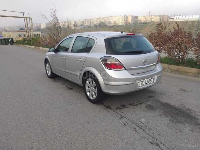 Opel Astra 2007, 214,000 km - 1.4 л - Bakı