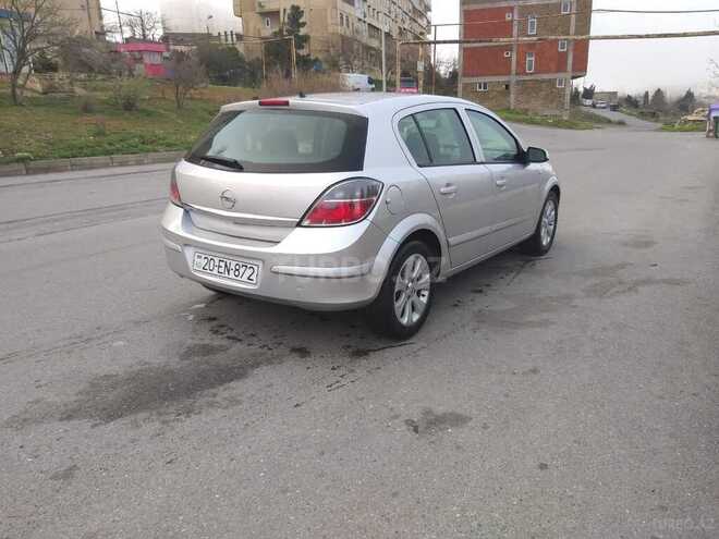 Opel Astra 2007, 214,000 km - 1.4 л - Bakı