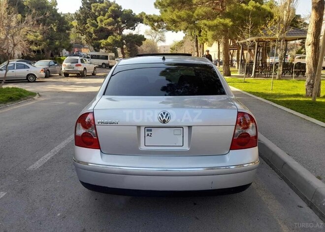 Volkswagen Passat 2004, 250,000 km - 1.8 l - Bakı