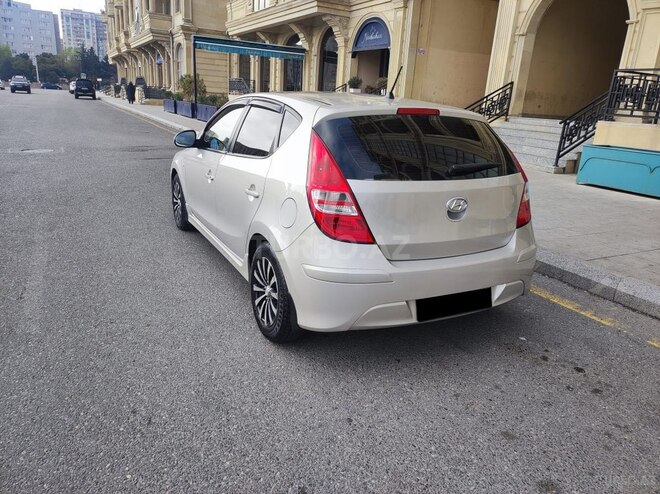 Hyundai i30 2011, 234,000 km - 1.4 l - Bakı