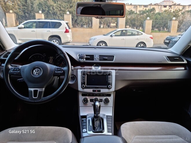 Volkswagen Passat 2011, 170,000 km - 1.8 l - Bakı