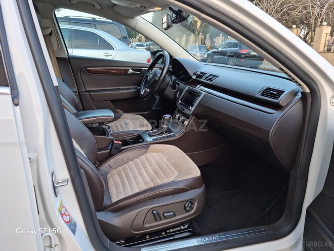 Volkswagen Passat 2011, 170,000 km - 1.8 l - Bakı