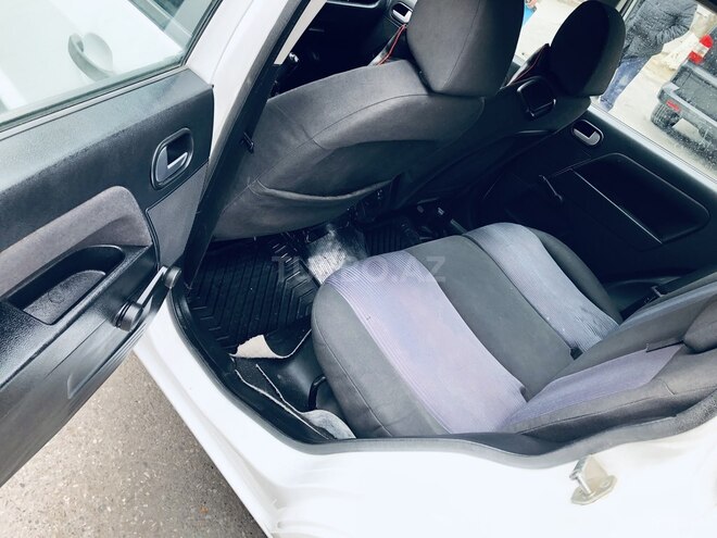 Ford Fusion 2007, 211,041 km - 1.4 l - Sumqayıt