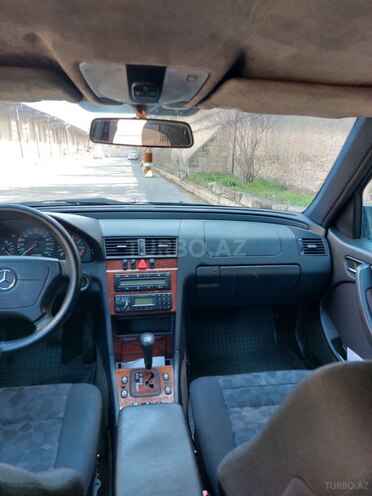 Mercedes C 200 1999, 194,300 km - 2.0 l - Bakı