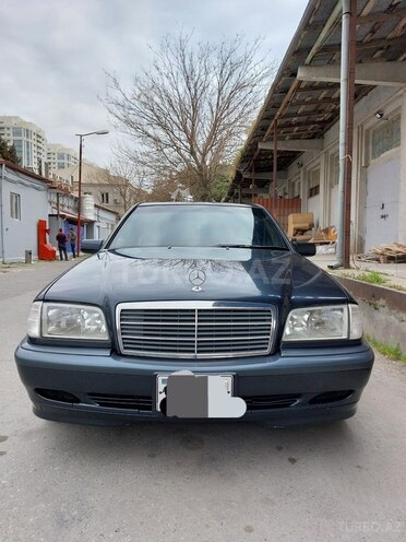 Mercedes C 200 1999, 194,300 km - 2.0 l - Bakı