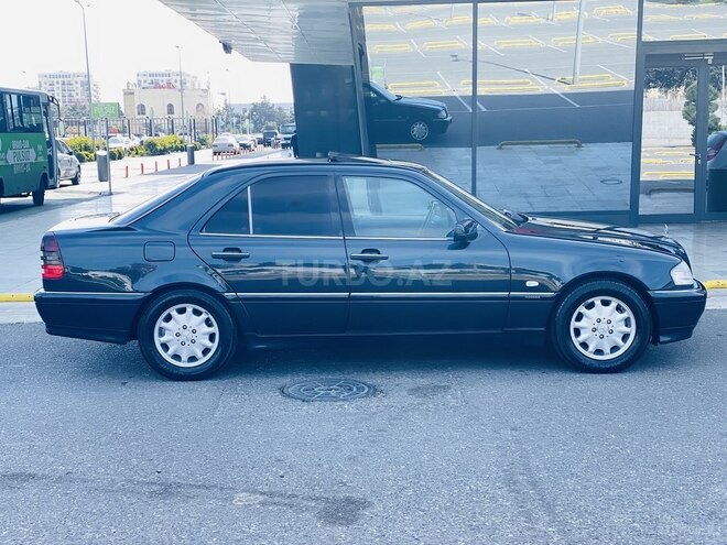 Mercedes C 240 1998, 260,000 km - 2.4 l - Bakı