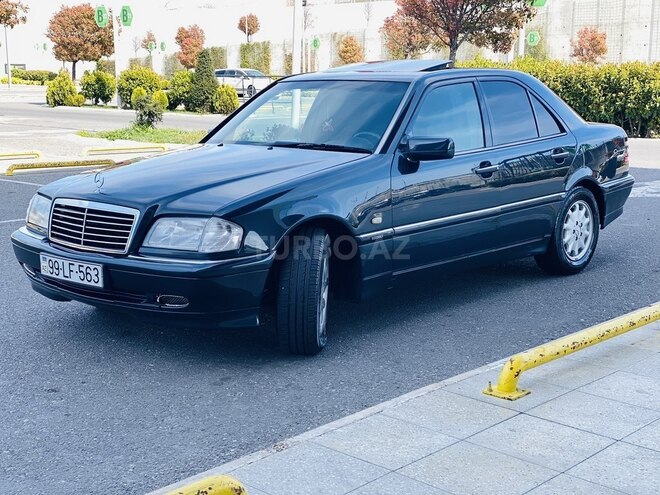 Mercedes C 240 1998, 260,000 km - 2.4 l - Bakı