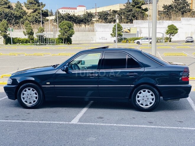 Mercedes C 240 1998, 260,000 km - 2.4 l - Bakı