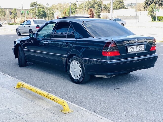 Mercedes C 240 1998, 260,000 km - 2.4 l - Bakı