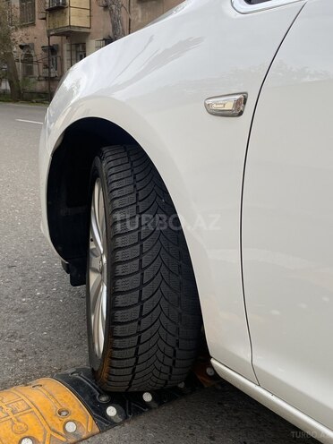 Opel Astra 2012, 176,000 km - 1.4 l - Bakı