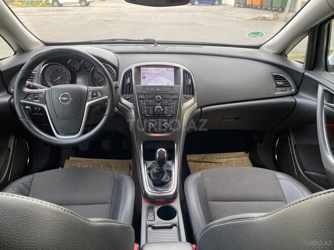 Opel Astra 2012, 176,000 km - 1.4 l - Bakı
