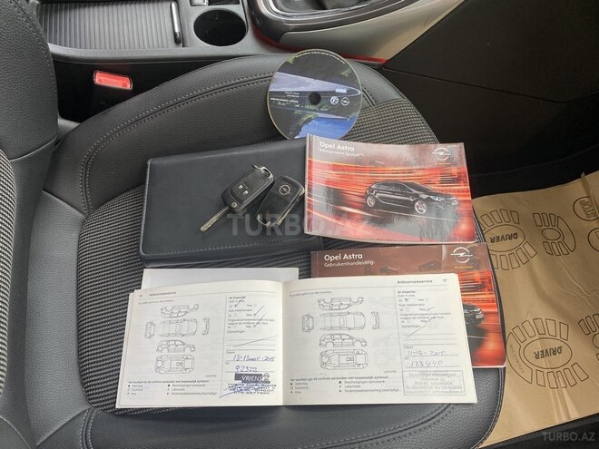 Opel Astra 2012, 176,000 km - 1.4 l - Bakı