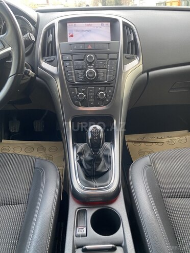 Opel Astra 2012, 176,000 km - 1.4 l - Bakı