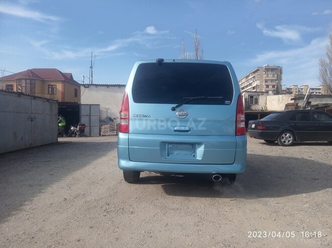 Nissan Serena 2002, 198,000 km - 2.0 л - Bakı