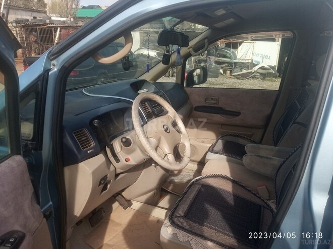 Nissan Serena 2002, 198,000 km - 2.0 л - Bakı
