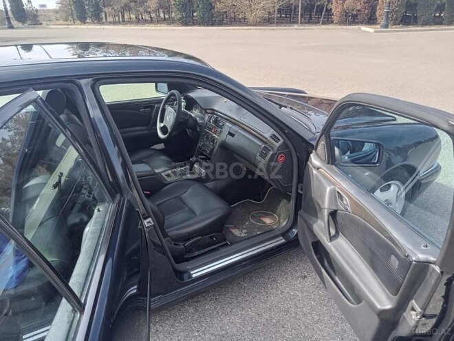 Mercedes E 200 1997, 396,000 km - 2.0 l - Gəncə