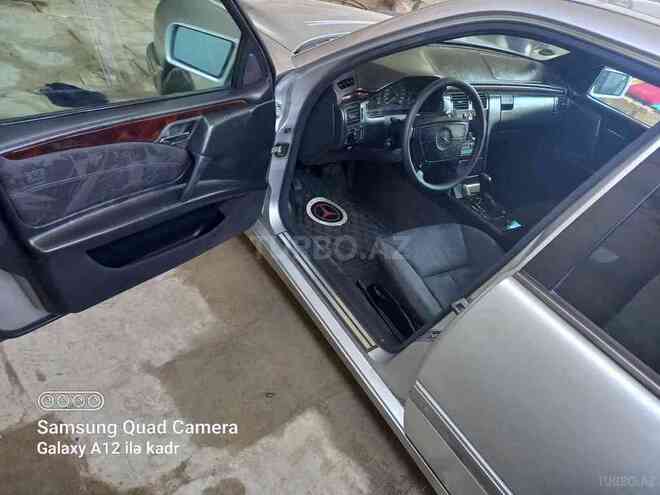 Mercedes E 230 1997, 314,000 km - 2.3 л - Bakı