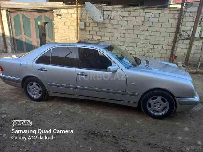 Mercedes E 230 1997, 314,000 km - 2.3 л - Bakı